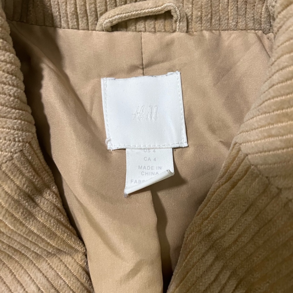 H&M Blazer - Picture 3 of 4